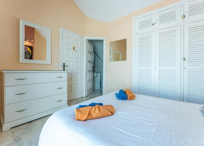 펜션 Townhouse Beachside 푸엔히롤라