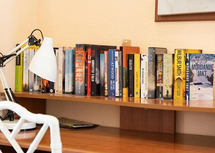 Townhouse Beachside * 푸엔히롤라