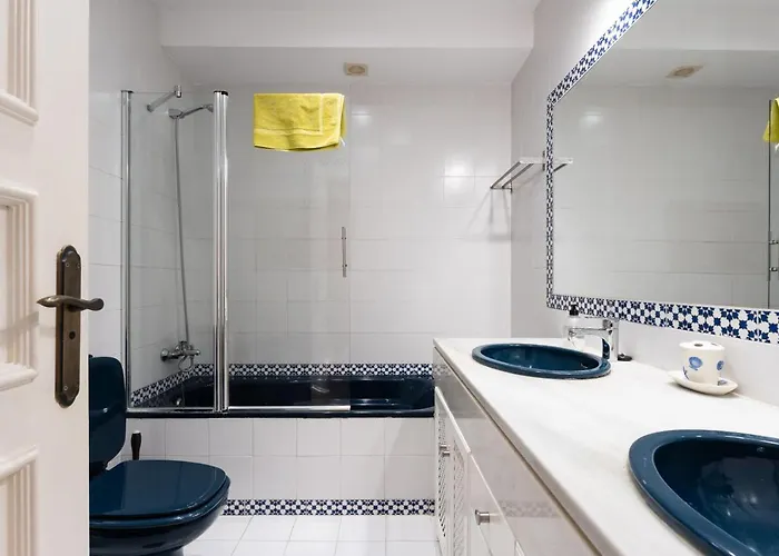 Дом отдыха Townhouse Beachside Фуэнхирола