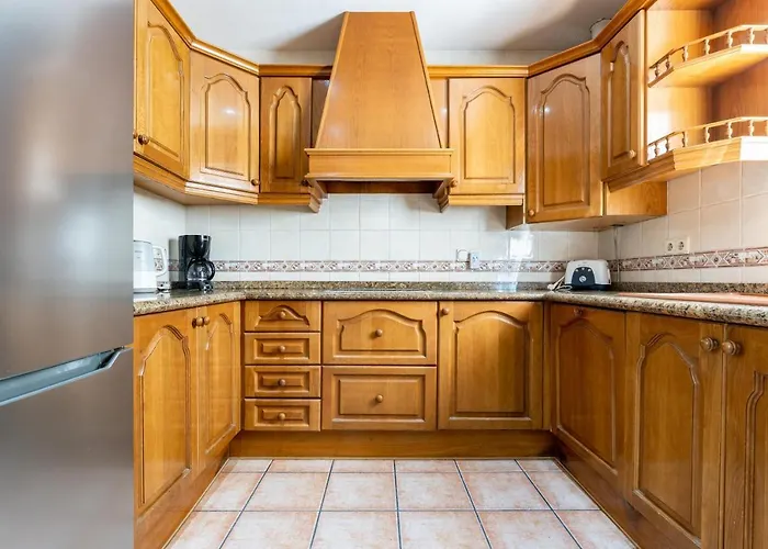 Townhouse Beachside Фуэнхирола