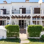 Townhouse Beachside 丰希罗拉